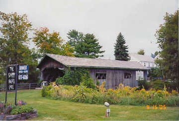 Spade Farm Bridge. Photo by Liz Keating, September 14, 2005